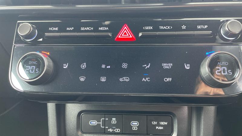 Hyundai TUCSON Photo cohere-0b3591425ee3b3348f22629c808413bc59d4d20d.jpg