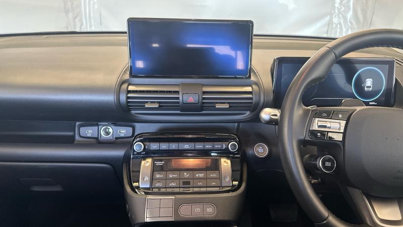 Hyundai INSTER Photo cohere-0bb88dd8e1cbb868bd419ba3964672c53d69c86f.jpg