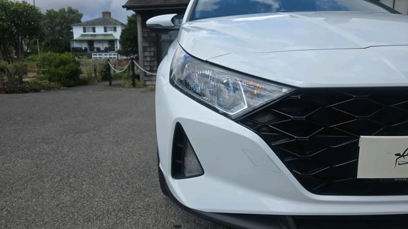 Hyundai i20 Photo cohere-0bcbf79e4bcf5e1a32d54f2451d786372345e606.jpg