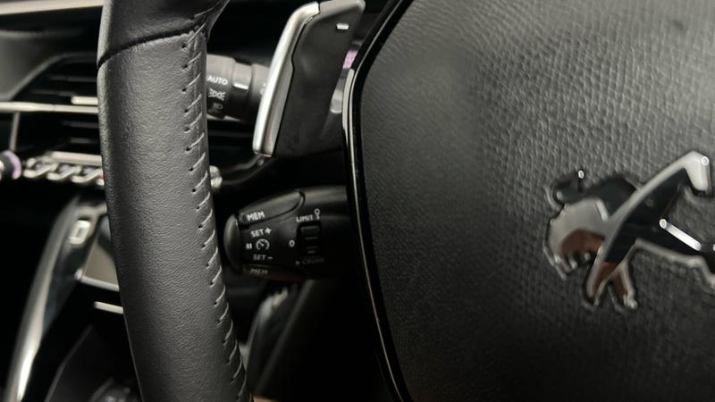 Peugeot 208 Photo cohere-0beb81c04729f694ed3885e555b918a0fd92abd6.jpg