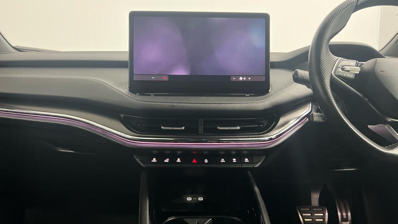 Skoda ENYAQ Photo cohere-0c0eec96534721089e644cc1f79faaadf8173345.jpg