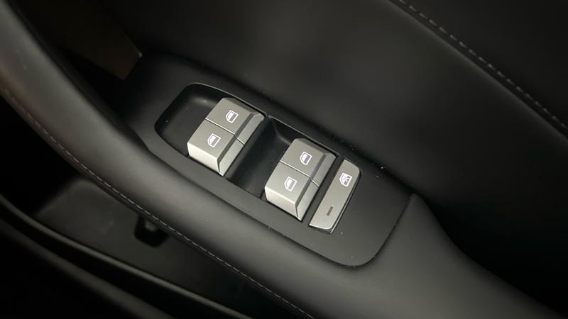 MG MGS5 EV Photo cohere-0cff534b871f5c8dd738ed70cd6ad7b2627723ce.jpg