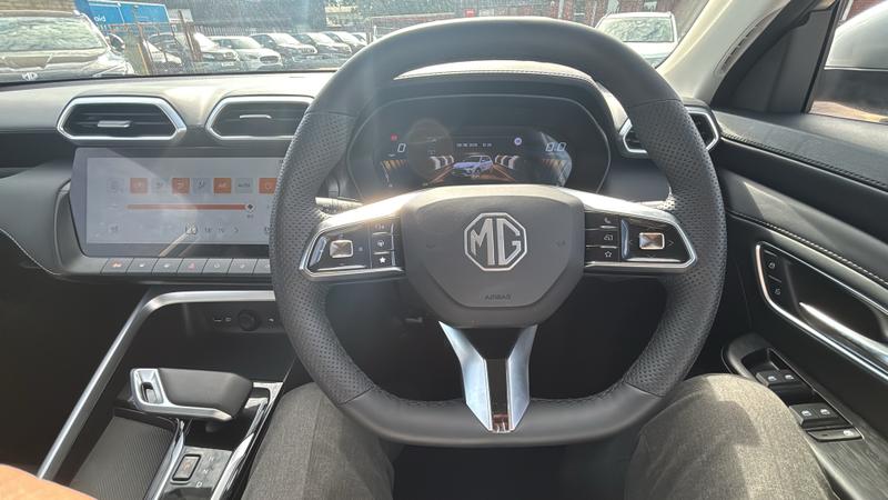 MG ZS Hybrid+ Photo cohere-0d11ceea8d18c1029f073d9a42405bf341cf2917.jpg