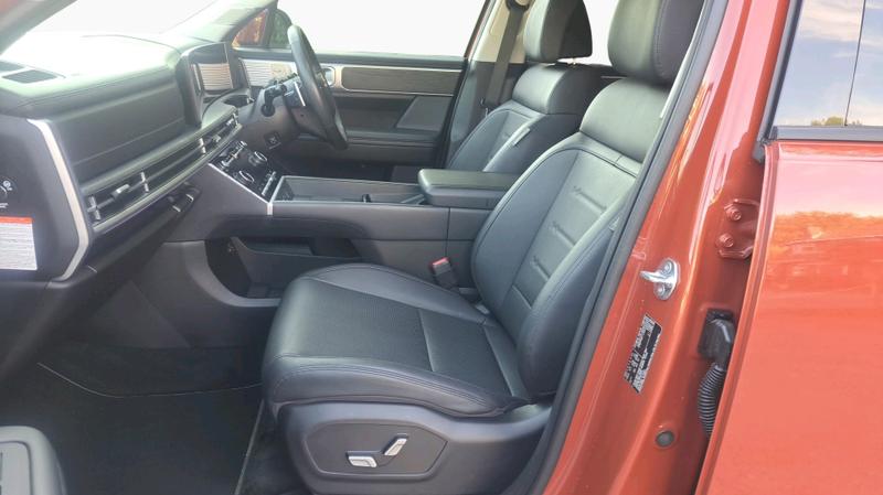 Hyundai Santa Fe Photo cohere-0d3a10f8e919f3d868b027fc2dc2a7e49eb4e9e8.jpg