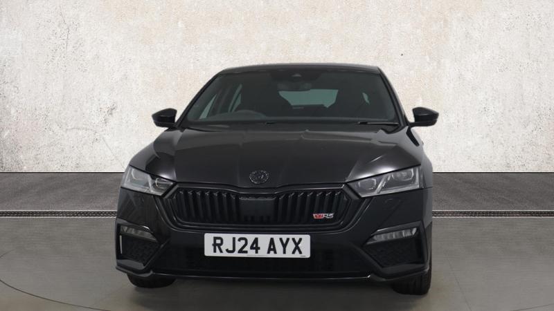 Skoda OCTAVIA Photo cohere-0d4f3e8dd0887a44a9b1290bfbaefd8c85ee2c10.jpg