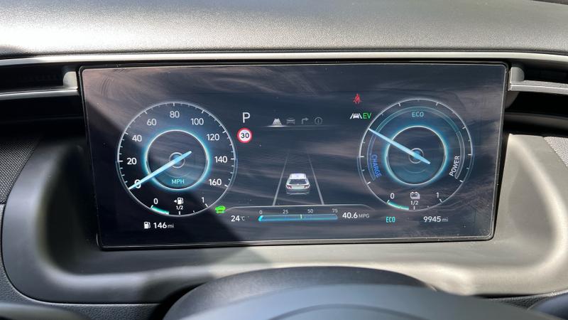 Hyundai TUCSON Photo cohere-0d5798faee53e0e86044cace1be8a5528defae82.jpg