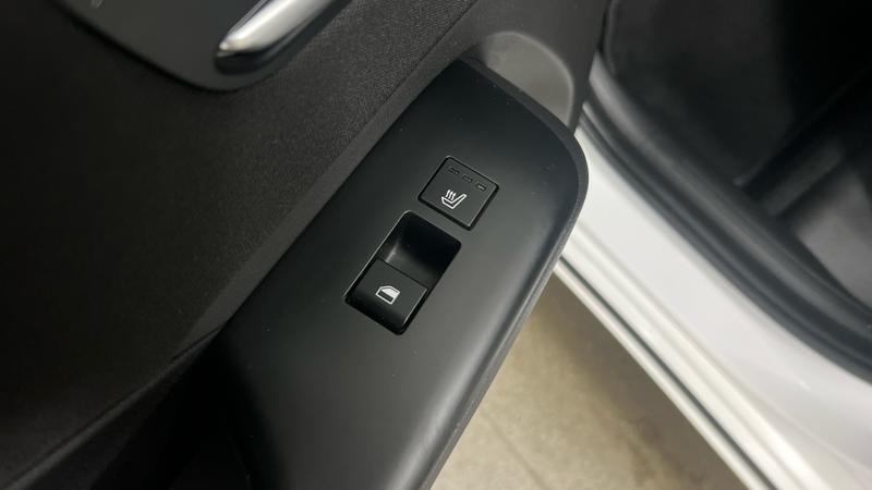 Hyundai KONA Photo cohere-0d86ec8cd529231856215c2c6ee3e0a6f8ba4c41.jpg