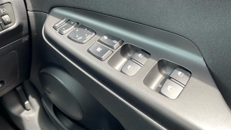 Hyundai KONA Photo cohere-0db212786ec01eee3b20220f39cf909db23c98f0.jpg