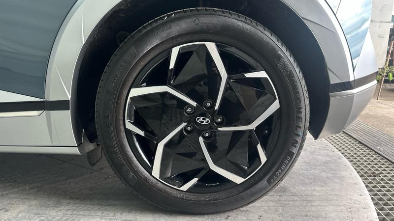 Hyundai IONIQ 5 Photo cohere-0dfb8da1c6b633ea07b1194ad9a086ac31cf305c.jpg