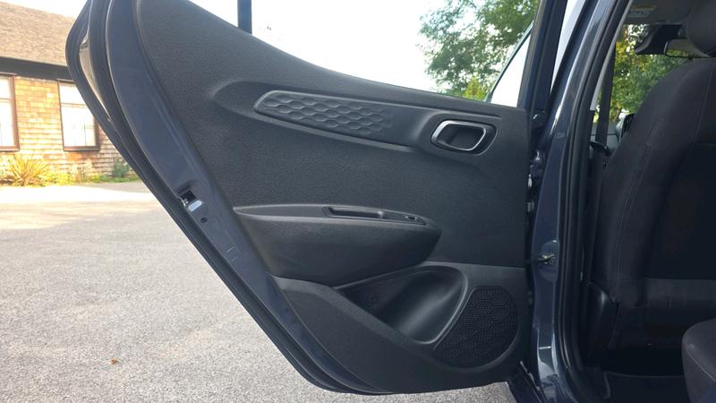 Hyundai i10 Photo cohere-0e3d28b45c44dfe33c16b78b77213ccc3860100d.jpg