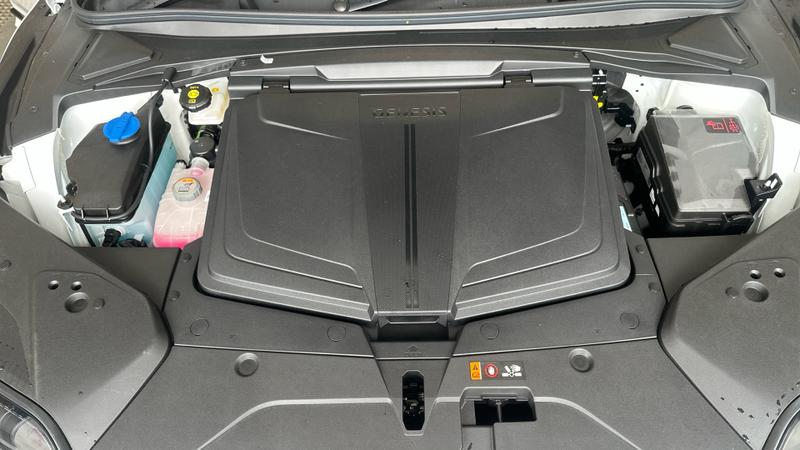 Genesis GV60 Photo cohere-0ef8497d6246c0357fb855fc50a85ff4a7e64ae8.jpg