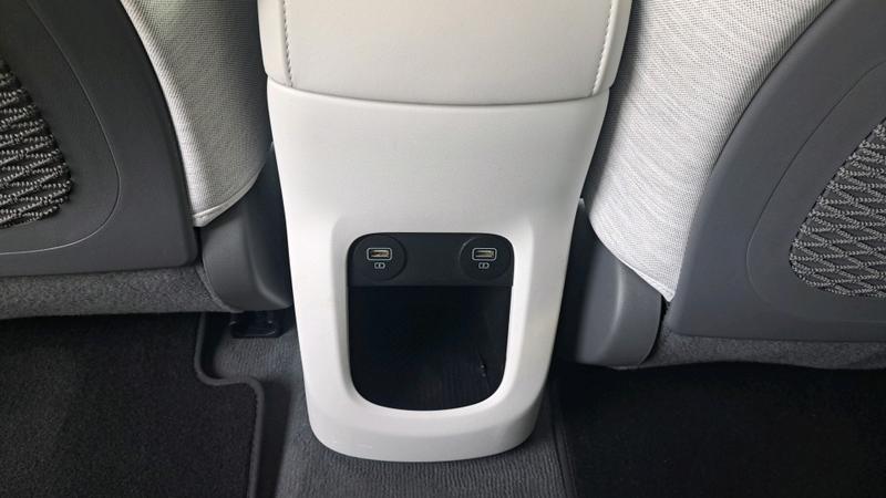 Hyundai IONIQ 5 Photo cohere-0f4087e6329831a9703cfefb824baf2eb41486f6.jpg