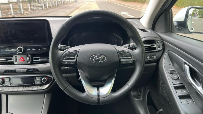 Hyundai i30 Photo cohere-0f5dfa82db899d2f40747b4d3bfae784ca8a8427.jpg