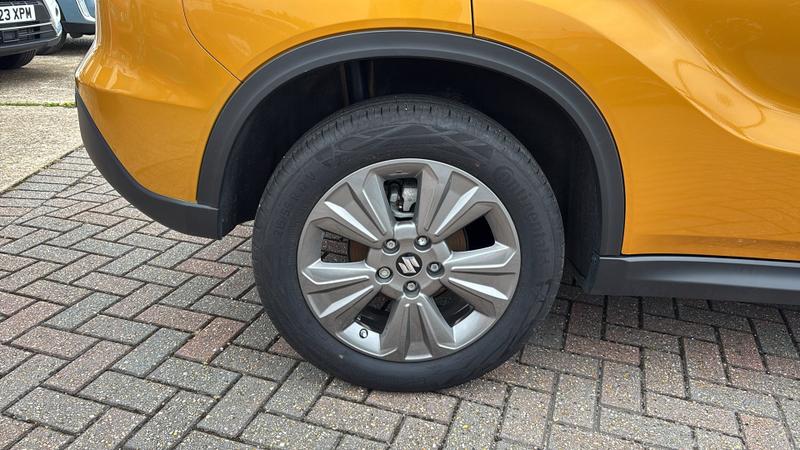 Suzuki Vitara Photo cohere-0f5e5dc648b9607772e9e127701f90dd15bfd669.jpg