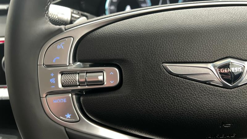 Genesis GV70 Photo cohere-0f69df9f95f4cefb37783b844018b68462cd0fce.jpg