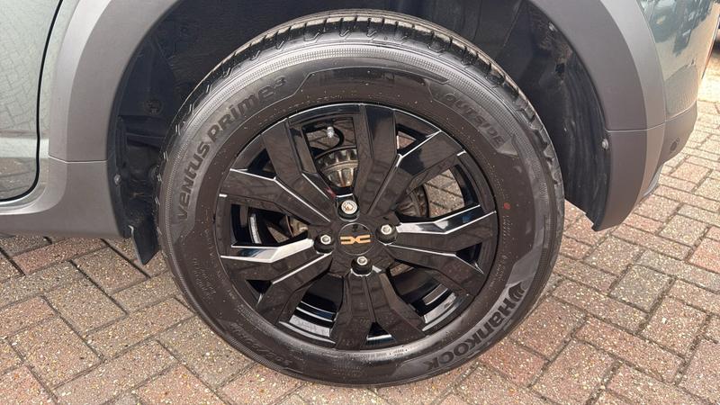 Dacia Sandero Stepway Photo cohere-102d2274e4f2ef0d4e13553e909d39497ba1de33.jpg