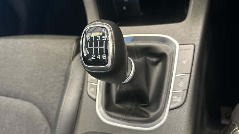 Hyundai i30 Photo cohere-10b840f95cf9bcc1f413cfcac20794a08c1d1cab.jpg
