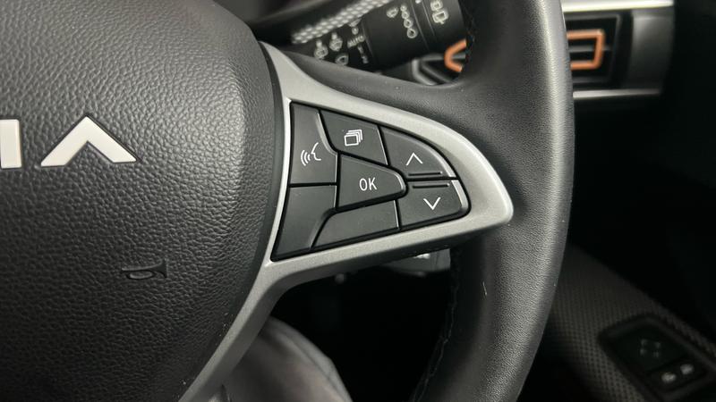 Dacia SANDERO STEPWAY Photo cohere-10d869633a4bbdf17f5f5f3e3471d8063a28e005.jpg