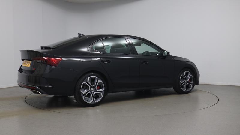Skoda OCTAVIA Photo cohere-110b8491282ded3e7fcaf26b33235beeda7e62a7.jpg