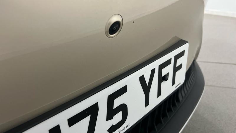 MG MGS6 EV Photo cohere-1122c1f2685827ddb1aac217e8a68b075c49a4c6.jpg