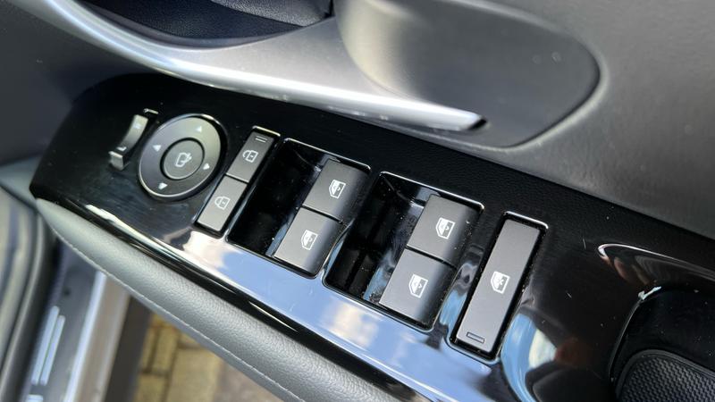 Hyundai TUCSON Photo cohere-11692c010e1e1c7b6fa17e125372e81bc7de9f99.jpg