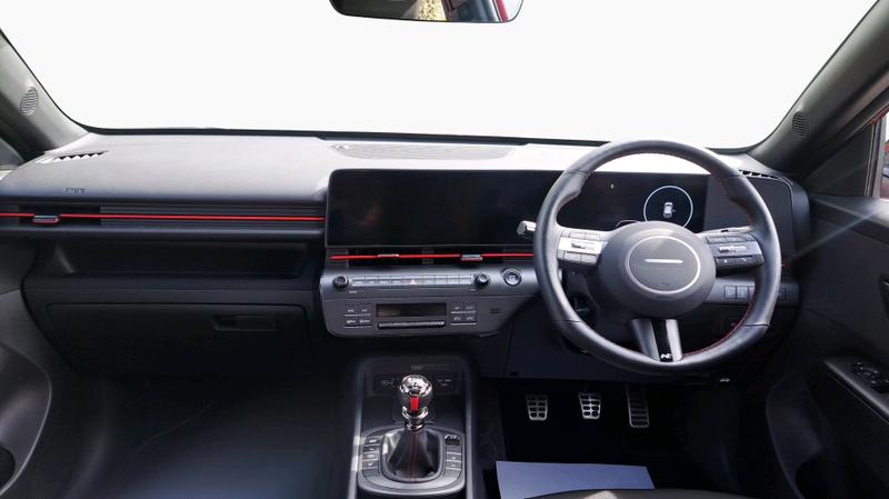Hyundai KONA Photo cohere-12062175caa85931ba6d85c27cbdc2cf64a746f8.jpg