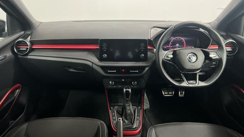 Skoda FABIA Photo cohere-12251a9b647096fddc67f746bc0664360b1bd47e.jpg