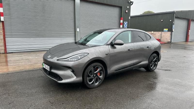 MG MG IM6 Photo cohere-1281612561a88f70ed9f8bcf21474f9eda642720.jpg