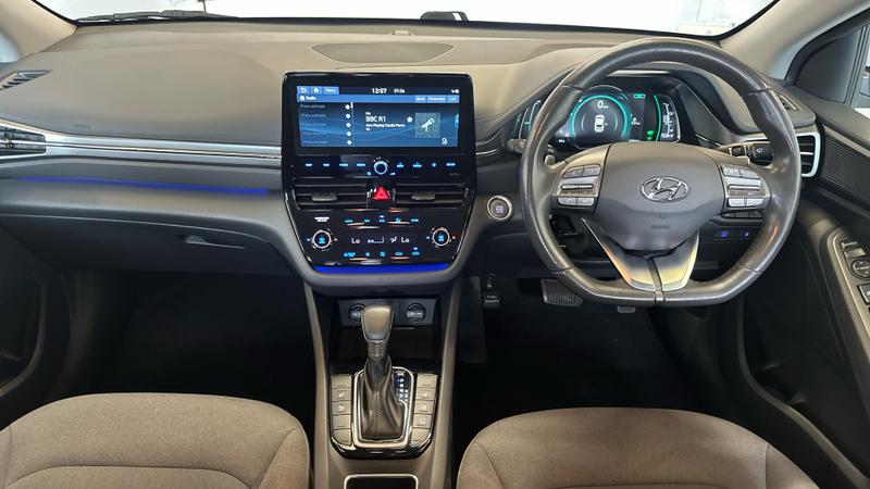 Hyundai IONIQ Photo cohere-1320c88b86da143291cb3ba76b04acf2042abe49.jpg
