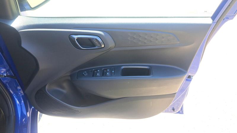 Hyundai i10 Photo cohere-141cb85226bdcf4350dc4c580bc01e30e15e2d05.jpg