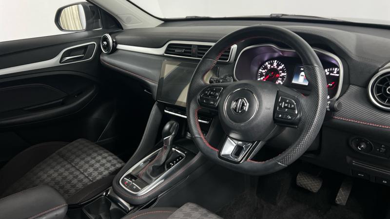 MG ZS Photo cohere-1459d30637a7d4d13cd0ac4eb68ca36d65a4a290.jpg