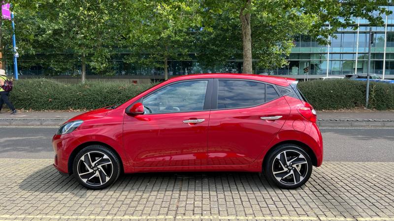 Hyundai i10 Photo cohere-148774bd8407601d5d99e843461c1675a269a4f9.jpg
