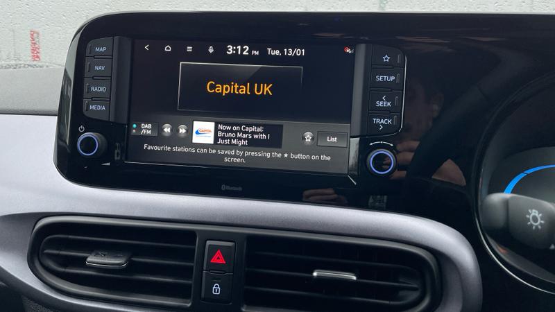 Hyundai i10 Photo cohere-14c5252fc6ec0832bf1f214288e392967542aea0.jpg