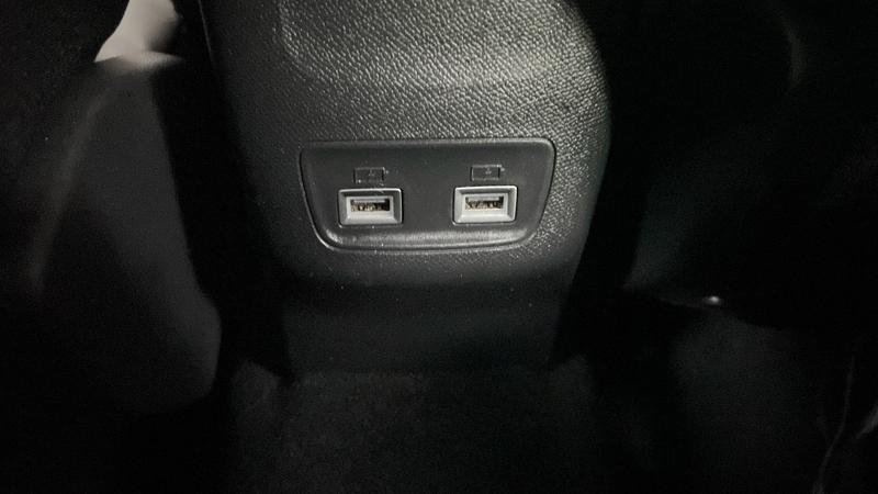 Peugeot 208 Photo cohere-14cbe3e6e11592ed8426288bd81cf687093b627f.jpg