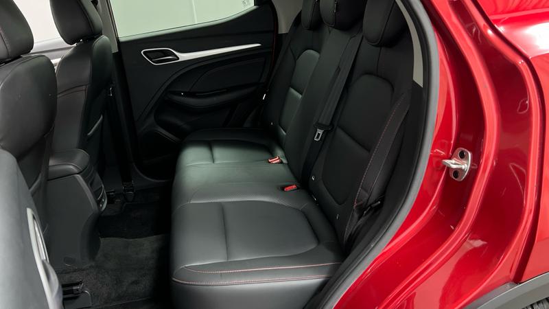 MG ZS Photo cohere-152fbe0dc0b5c5cba4db2f6868792eb3eb9a93e6.jpg