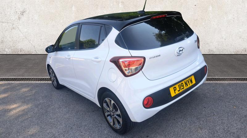 Hyundai i10 Photo cohere-15d063c2bb3e634c65215009711228e1c2c8efad.jpg
