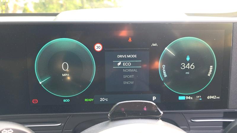 Hyundai KONA Photo cohere-16c3de1c9ef9d3b7526ff7af66ca814afacea5cc.jpg