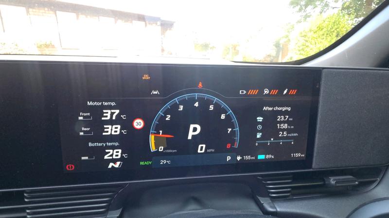 Hyundai IONIQ 5 Photo cohere-16c8896d16423c15460f551398f52549a53d7e67.jpg