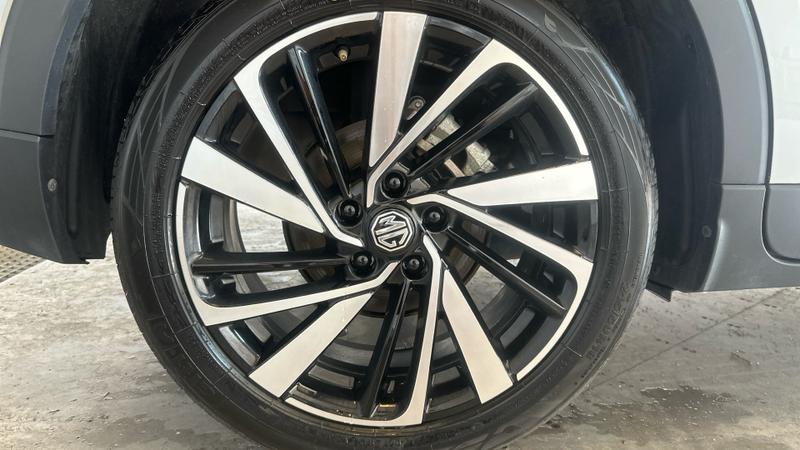 MG ZS Hybrid+ Photo cohere-16ec942dbb4aa3f8aff53a351bc3ce086ded91e3.jpg