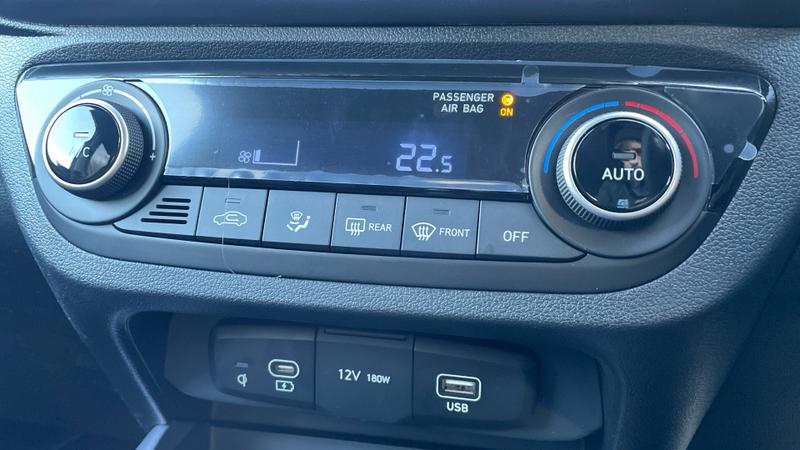 Hyundai i10 Photo cohere-1775d00c6bb2af55b9c3fc94bf4fb7f77662886b.jpg