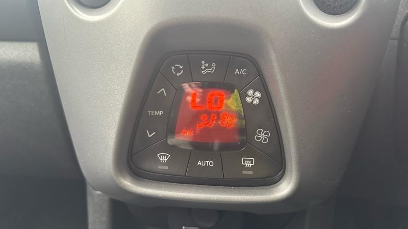Toyota AYGO Photo cohere-17a0c7449b8cb84355ca4157698b3295c30a36d6.jpg