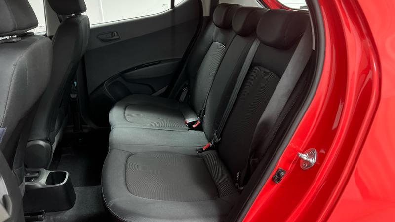 Hyundai i10 Photo cohere-17a4fb24ff27c19a40916cdf34331f21ea310b7b.jpg