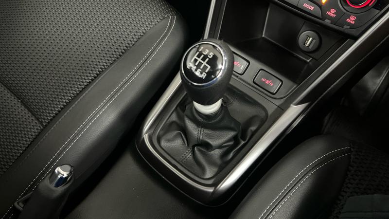 Suzuki S-CROSS Photo cohere-17e020cc5ff91697829eb79d1407864aa78d5d93.jpg