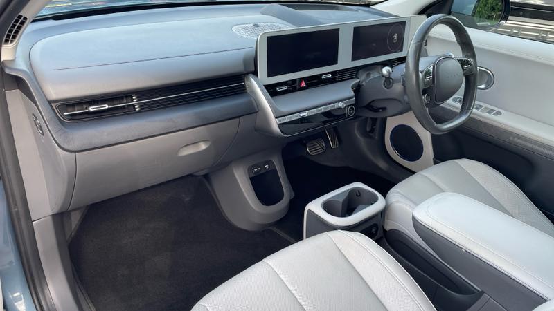 Hyundai IONIQ 5 Photo cohere-184dd7a7c6f214e16e65b4af1ee992fcd6ba8548.jpg