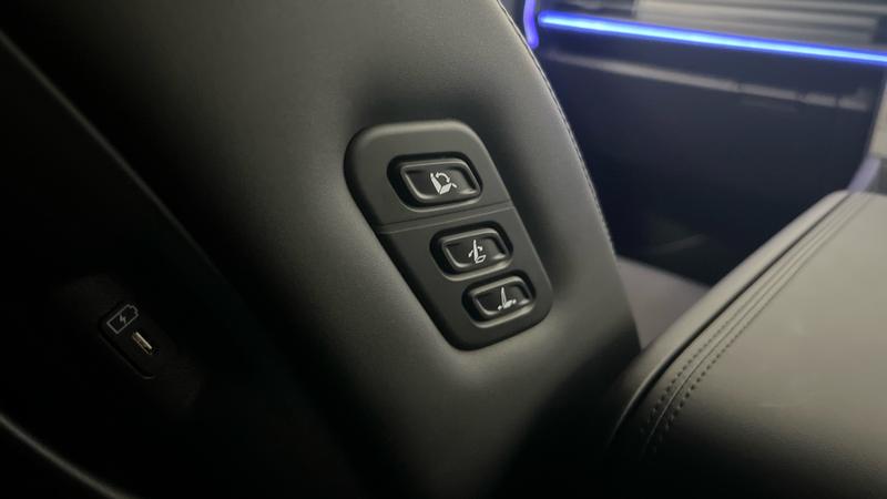 Hyundai santa fe Photo cohere-1a23a809d00927d23e282abebf32e85a5f24eeac.jpg