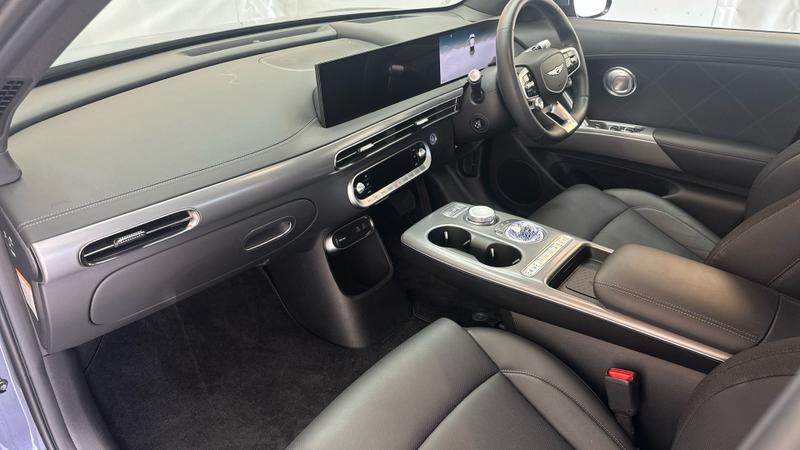 Genesis GV60 Photo cohere-1af2b186ca5217e78473df2a4ff3e379a9318bc9.jpg