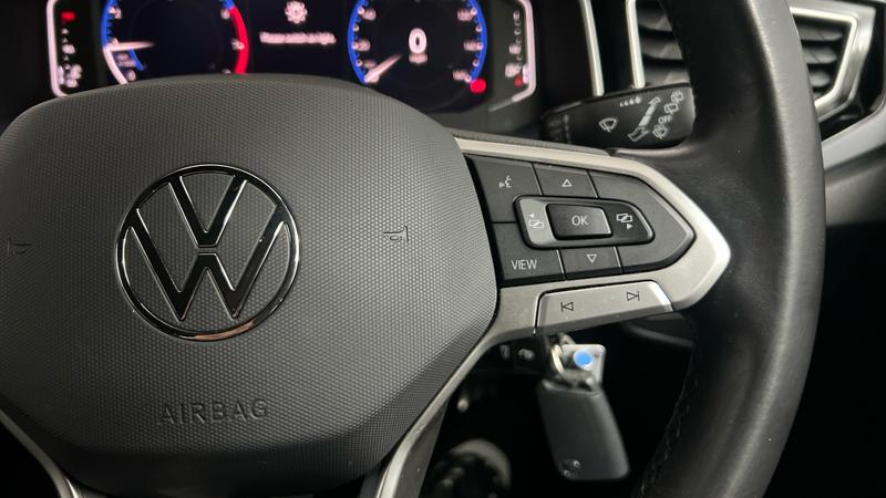 Volkswagen Polo Photo cohere-1b16da0c92d59fdd12e325d7df5a12463673c463.jpg