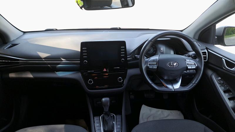 Hyundai IONIQ Photo cohere-1b17f2b95e0e4a9fe37f22286f7cc5eeeda2fbc9.jpg