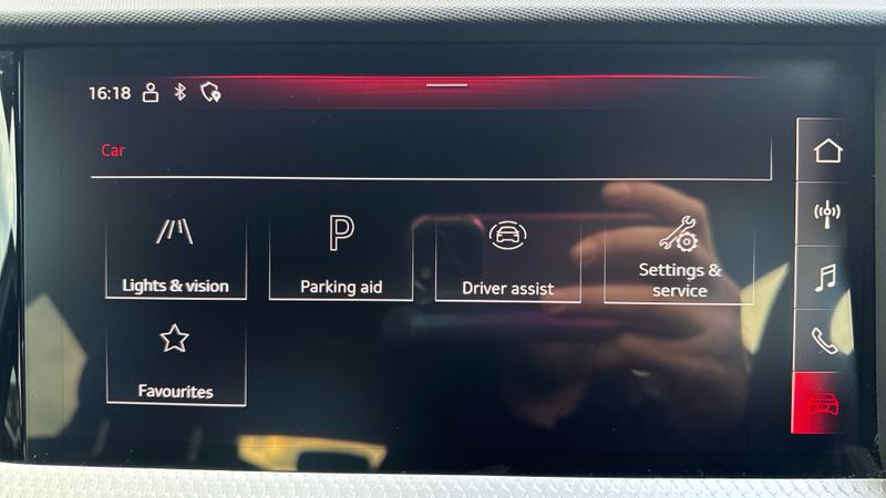 Audi A1 Photo cohere-1b3133dd626ab4ec6ba35c3e9c365ae50b1ac548.jpg