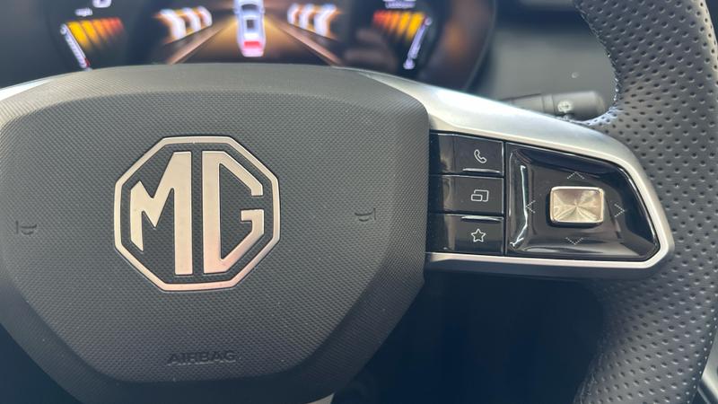 MG ZS Hybrid+ Photo cohere-1c9359d9040c3d34a2f39451cd15f7dd02fb6e8c.jpg